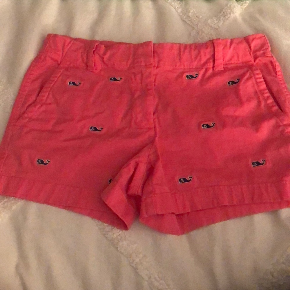 Vineyard Vines shorts